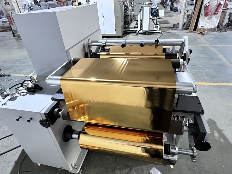 冷烫膜半岛电子(中国)官方网站 冷烫膜半岛电子(中国)官方网站